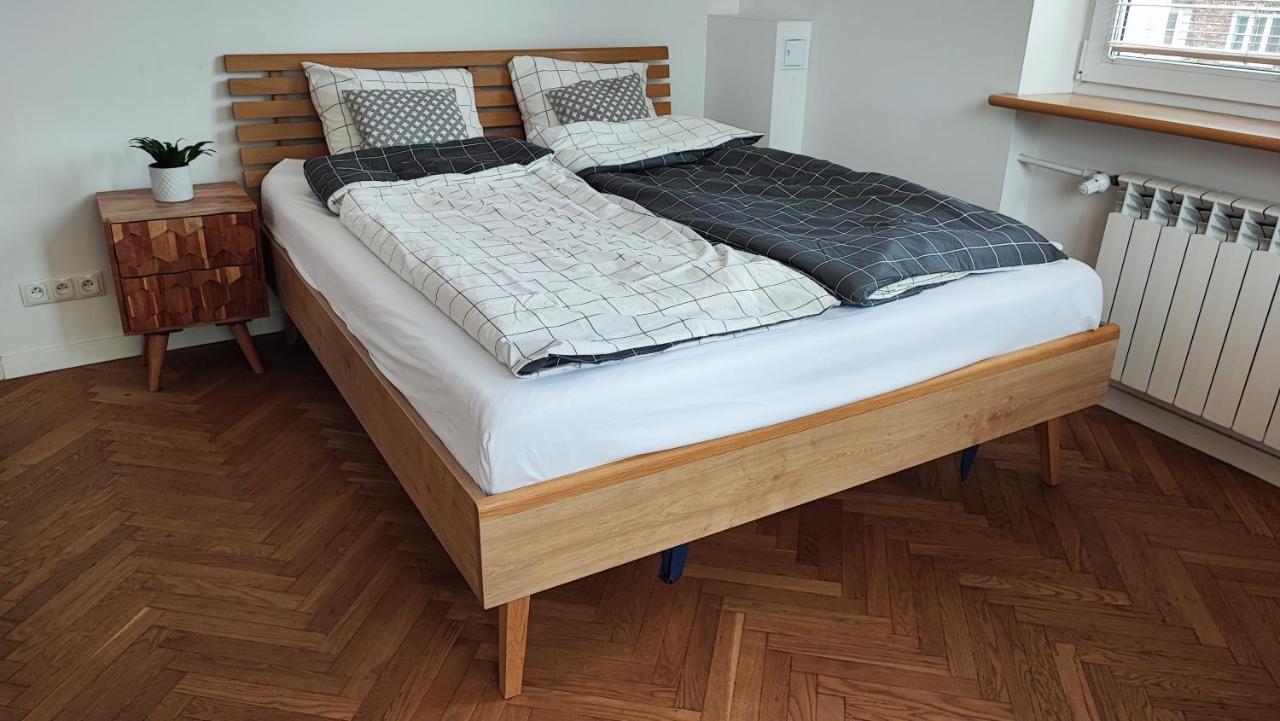 Апартаменти Przestronny Apartament W Centrum Варшава Екстер'єр фото